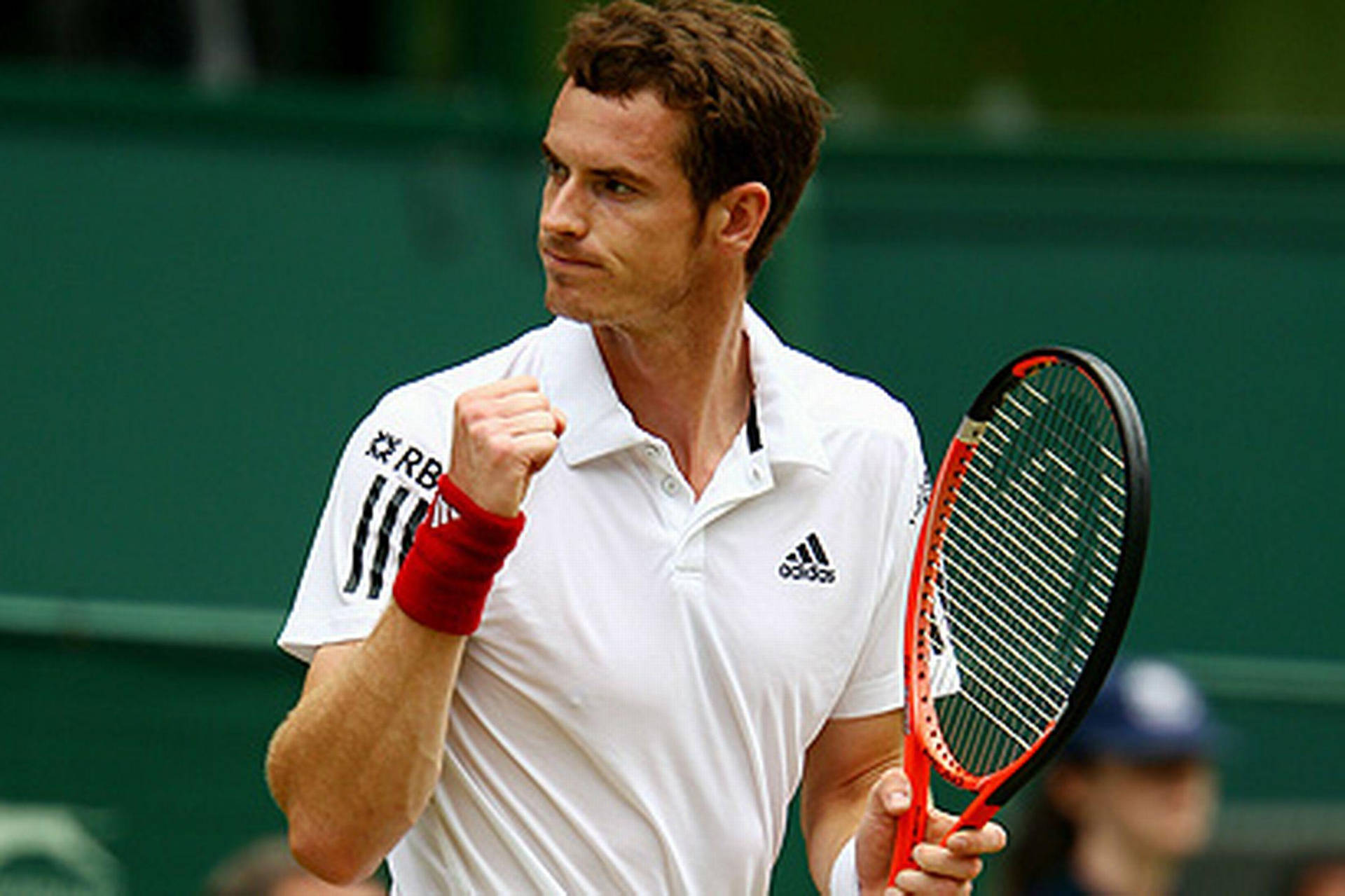 Ilprodigio Del Tennis Andy Murray In Un Tiro Feroce Sfondo