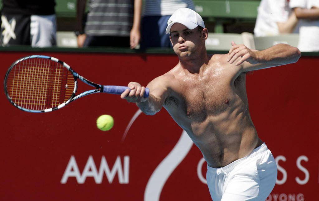 Tennis Icon Andy Roddick Shirtless Showing Fitness Level Wallpaper