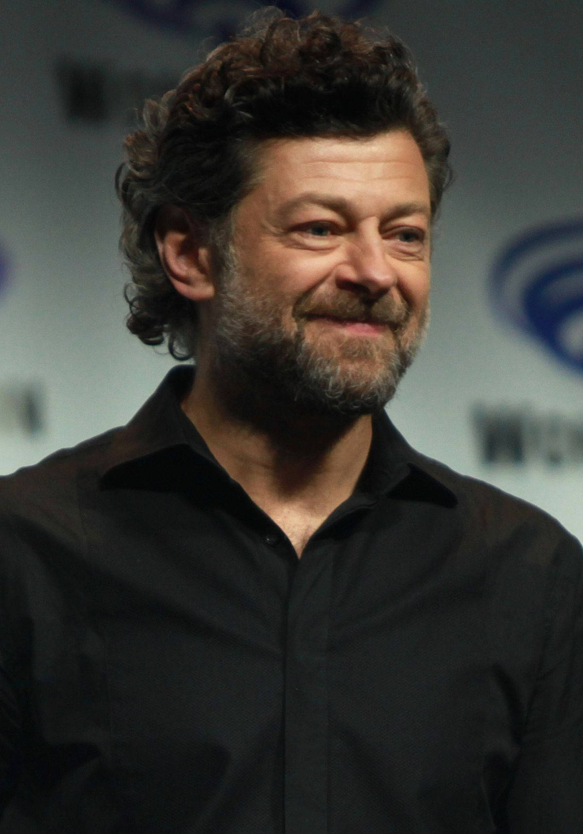 Andy Serkis With Rugged Hair Wallpaper
