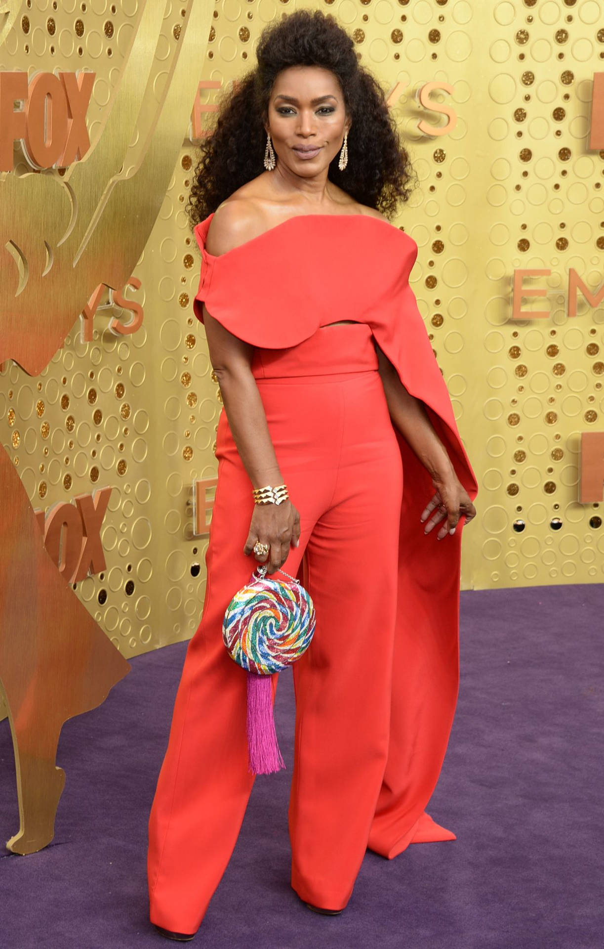 Angelabassett Emmys Award 2019 Is Not Applicable In The Context Of Computer Or Mobile Wallpaper, As It Is A Specific Event Or Accolade Received By Angela Bassett. However, If You Want To Express Admiration For Angela Bassett Or Highlight Her Achievements, You Could Say: 