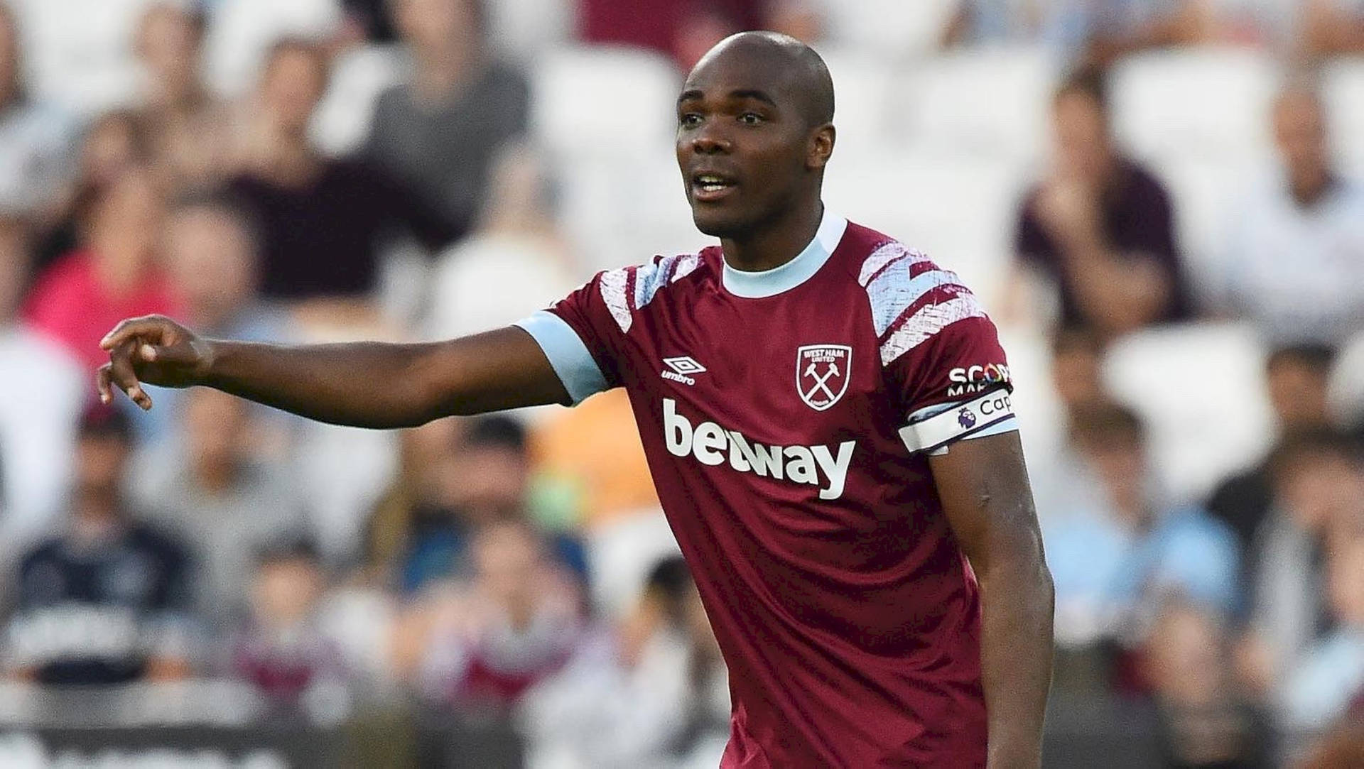 Angelo Ogbonna: A Force On The Field Wallpaper