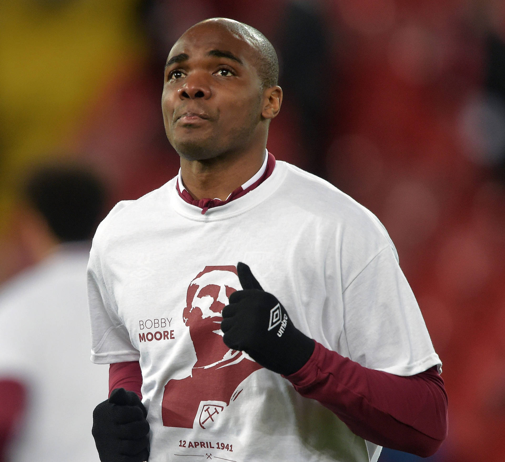 Angelo Ogbonna Eerbetoon Shirt Achtergrond