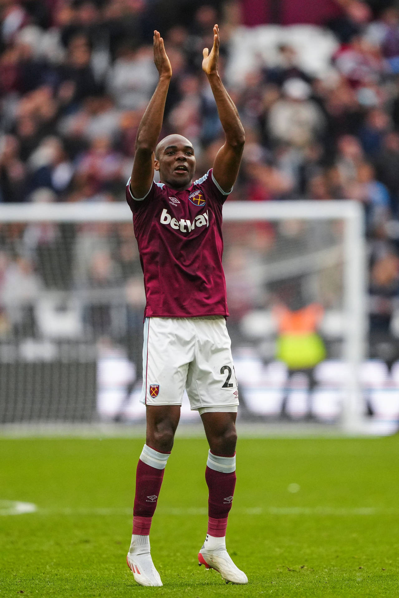 Angelo Ogbonna West Ham United Applause Wallpaper