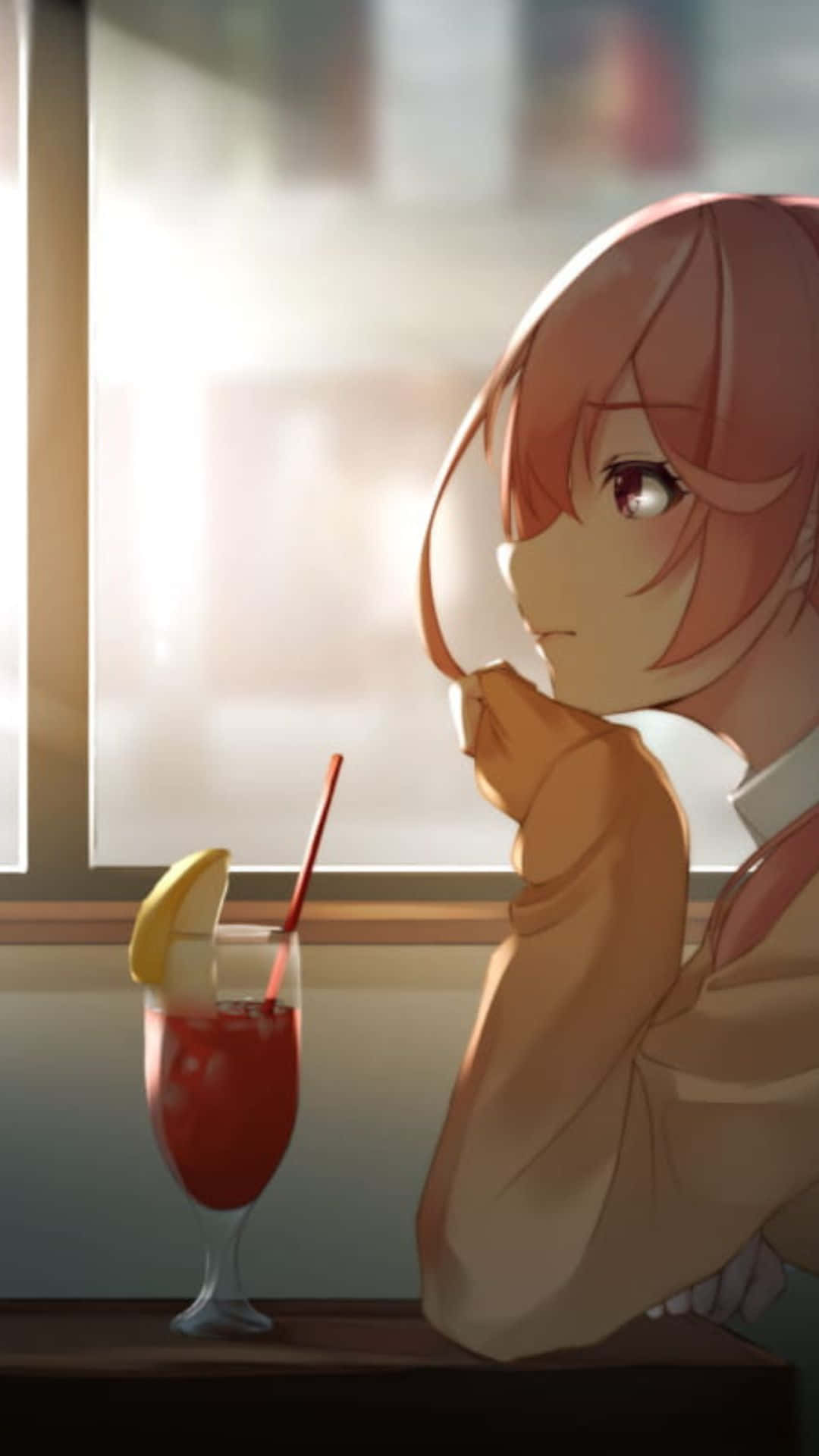En animepige der drikker juice i cafe-baggrunden