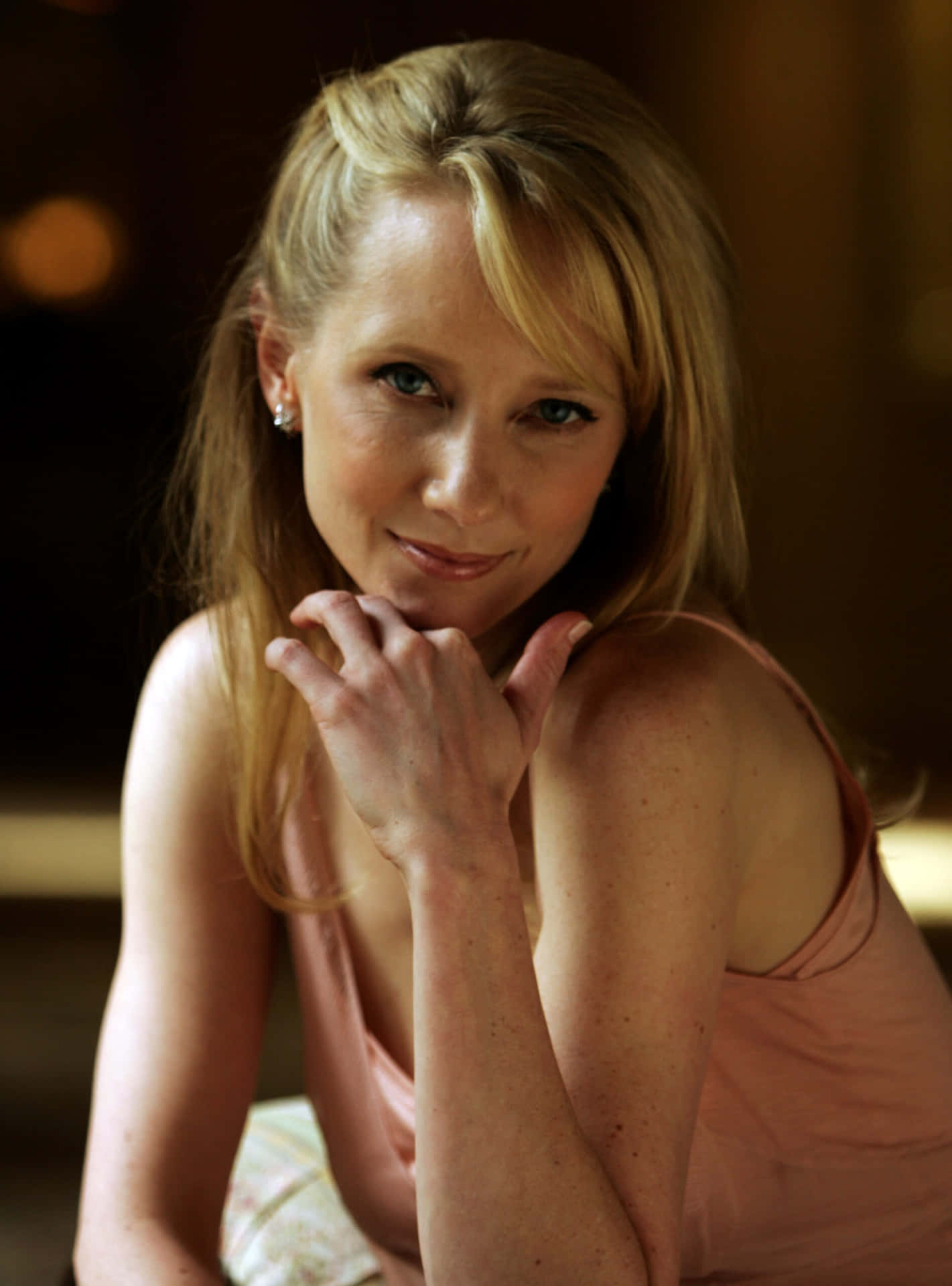 Anne Heche - A Candid Serenity Wallpaper