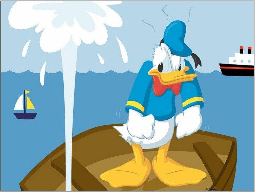 Annoyed Donald Duck Sinking Boat Wallpaper