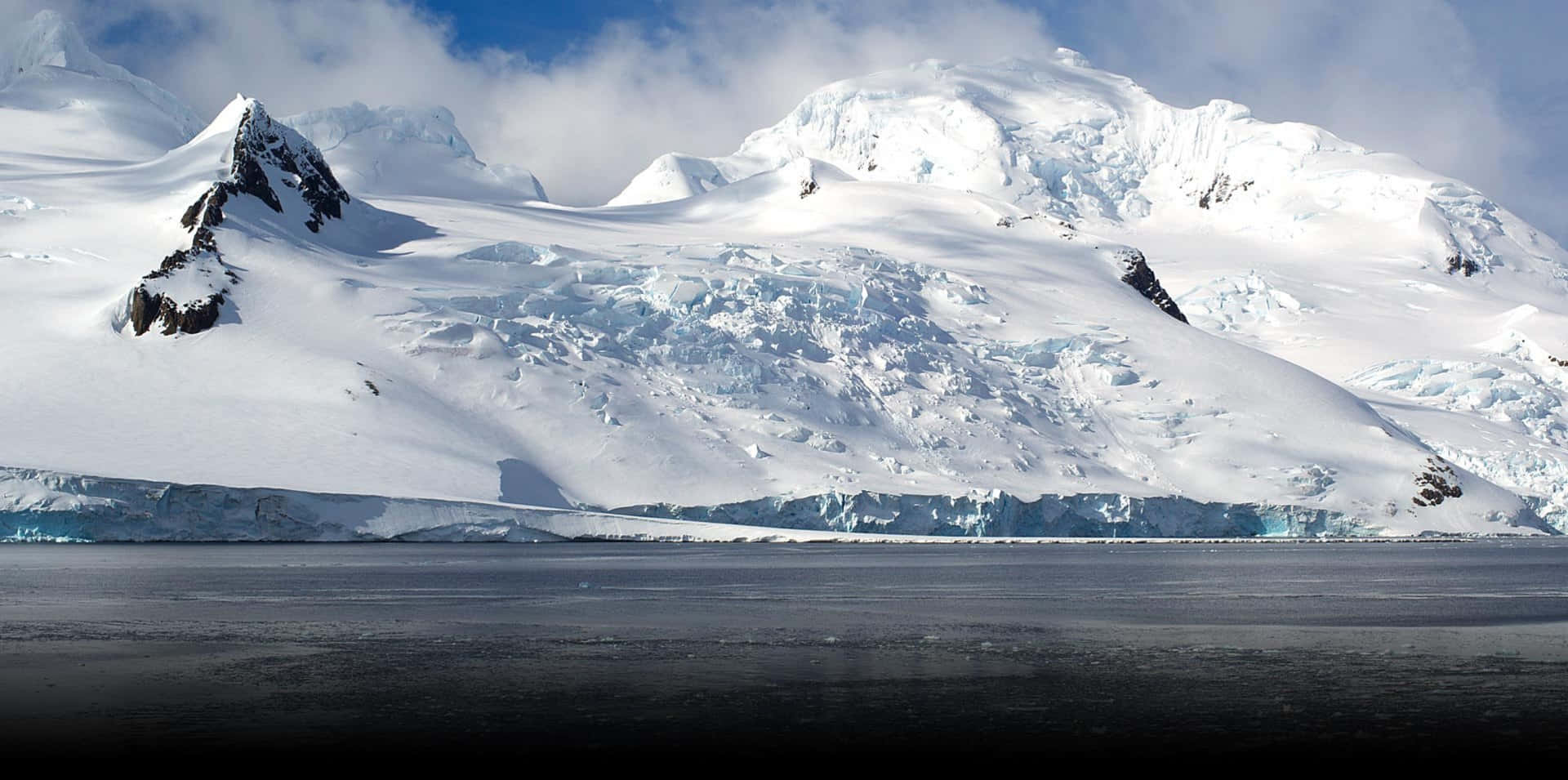 Beundraden Fantastiska Landskapet I Antarktis