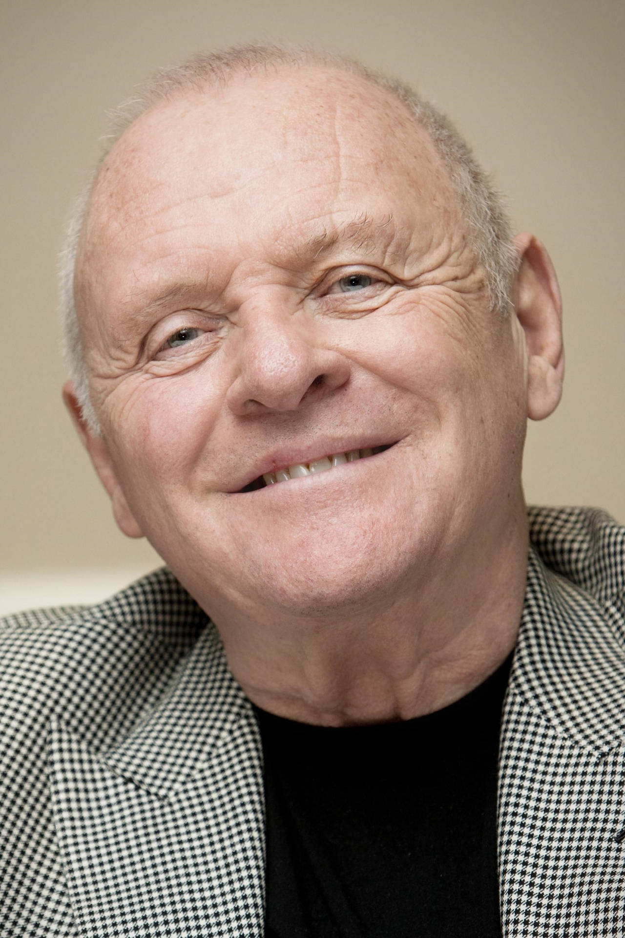 Anthony Hopkins In Buzz Cut Wallpaper