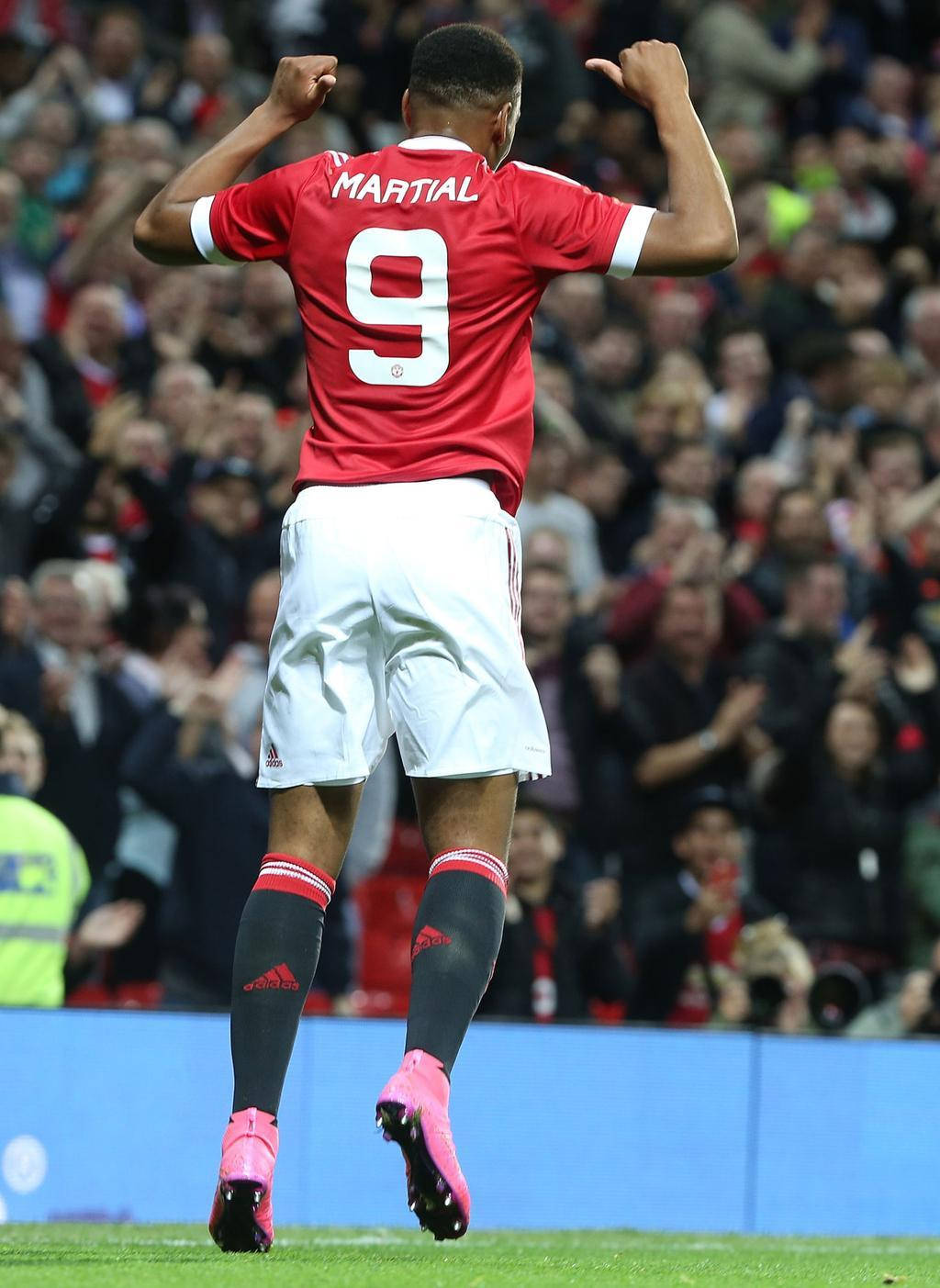 Anthony Martial Arms Raised In Celebration Wallpaper