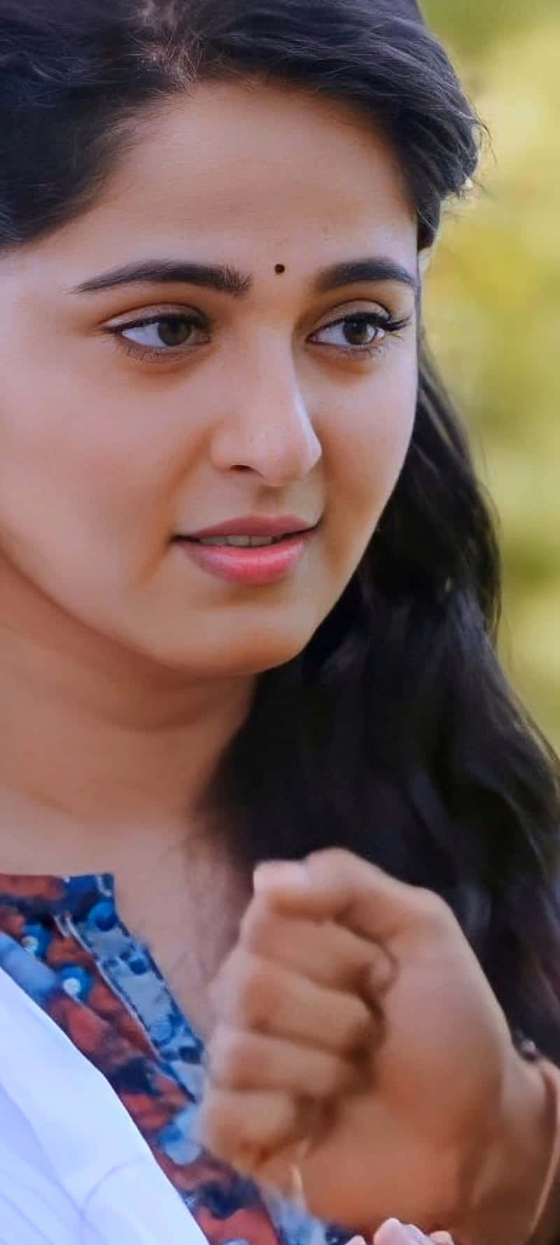 Anushka Shetty Elegante Close-up Achtergrond