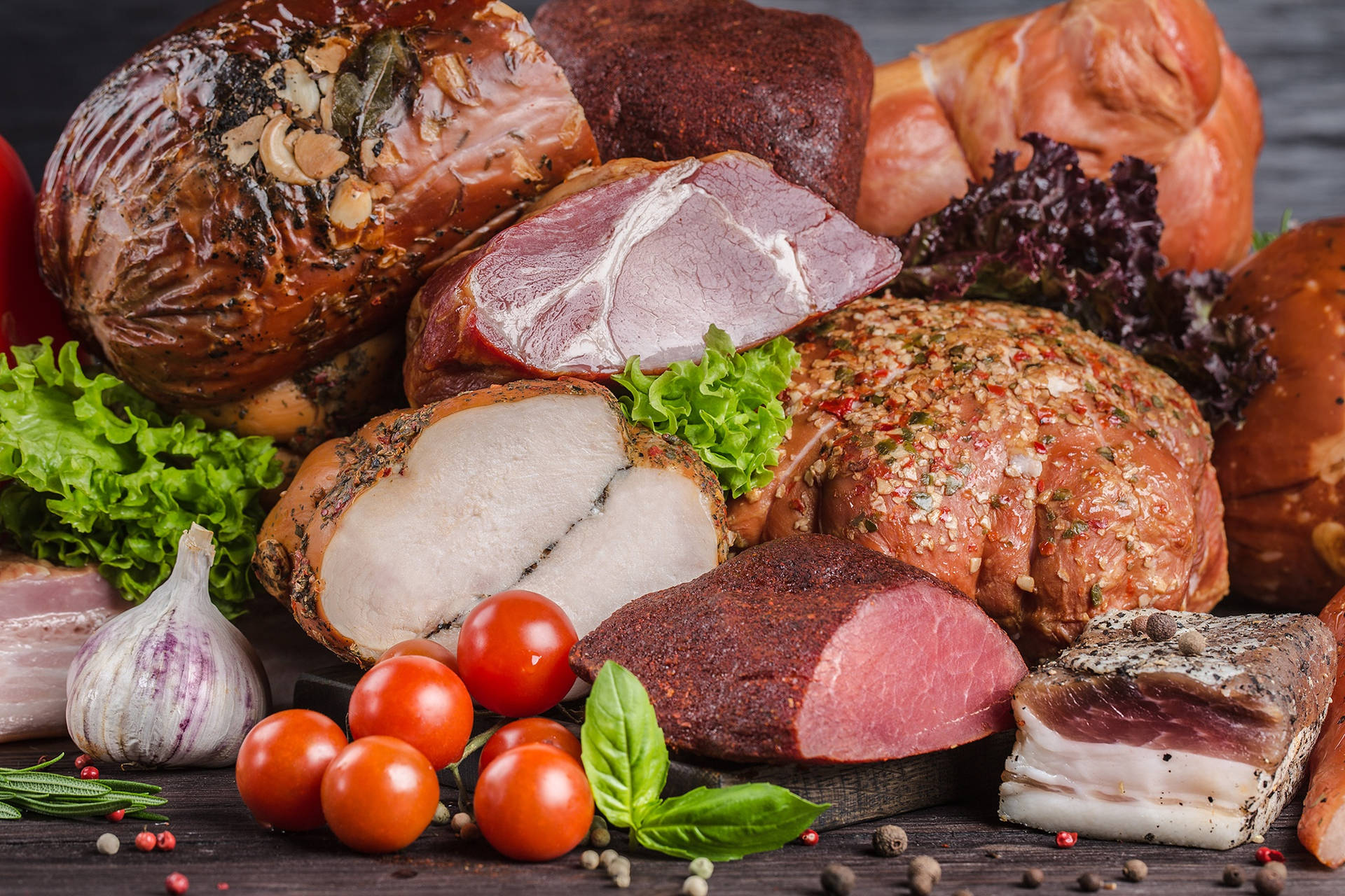 Appetizing Curated Meat With Vegetables Wallpaper
