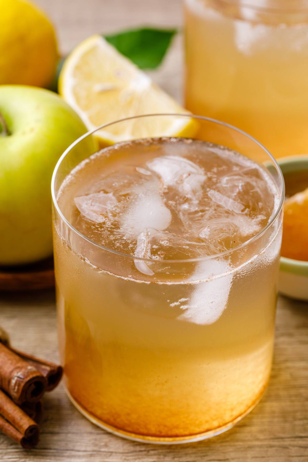 Apple Cider Vinegar With Ice Background