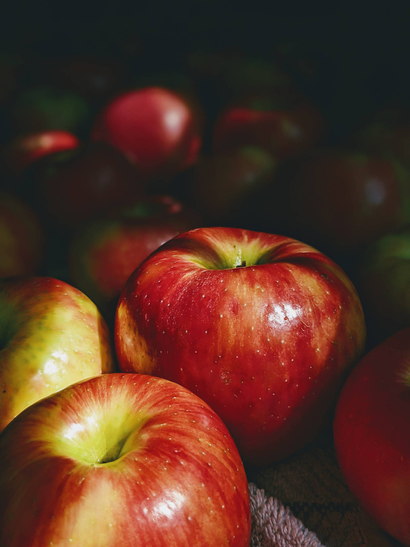 Apple Fruit Waxy Skin Wallpaper