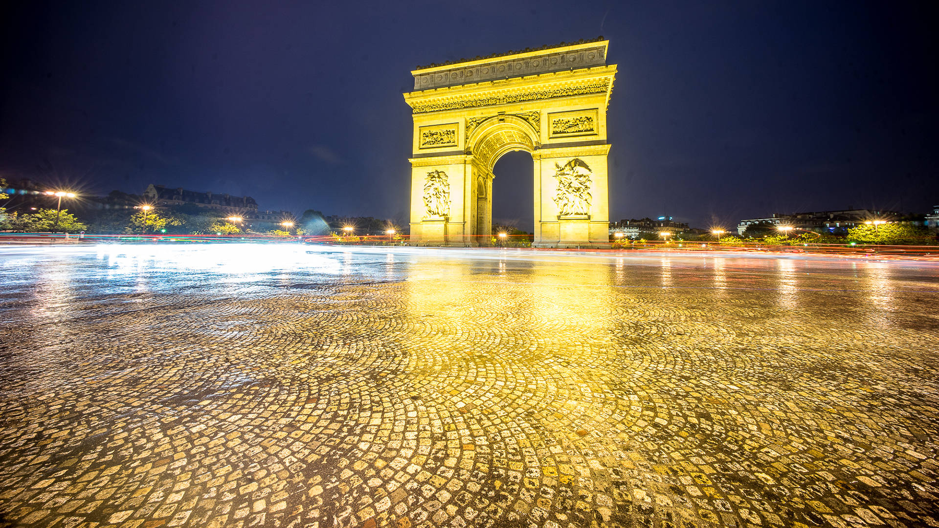 Arc De Triomphe Yellow Lights Wallpaper