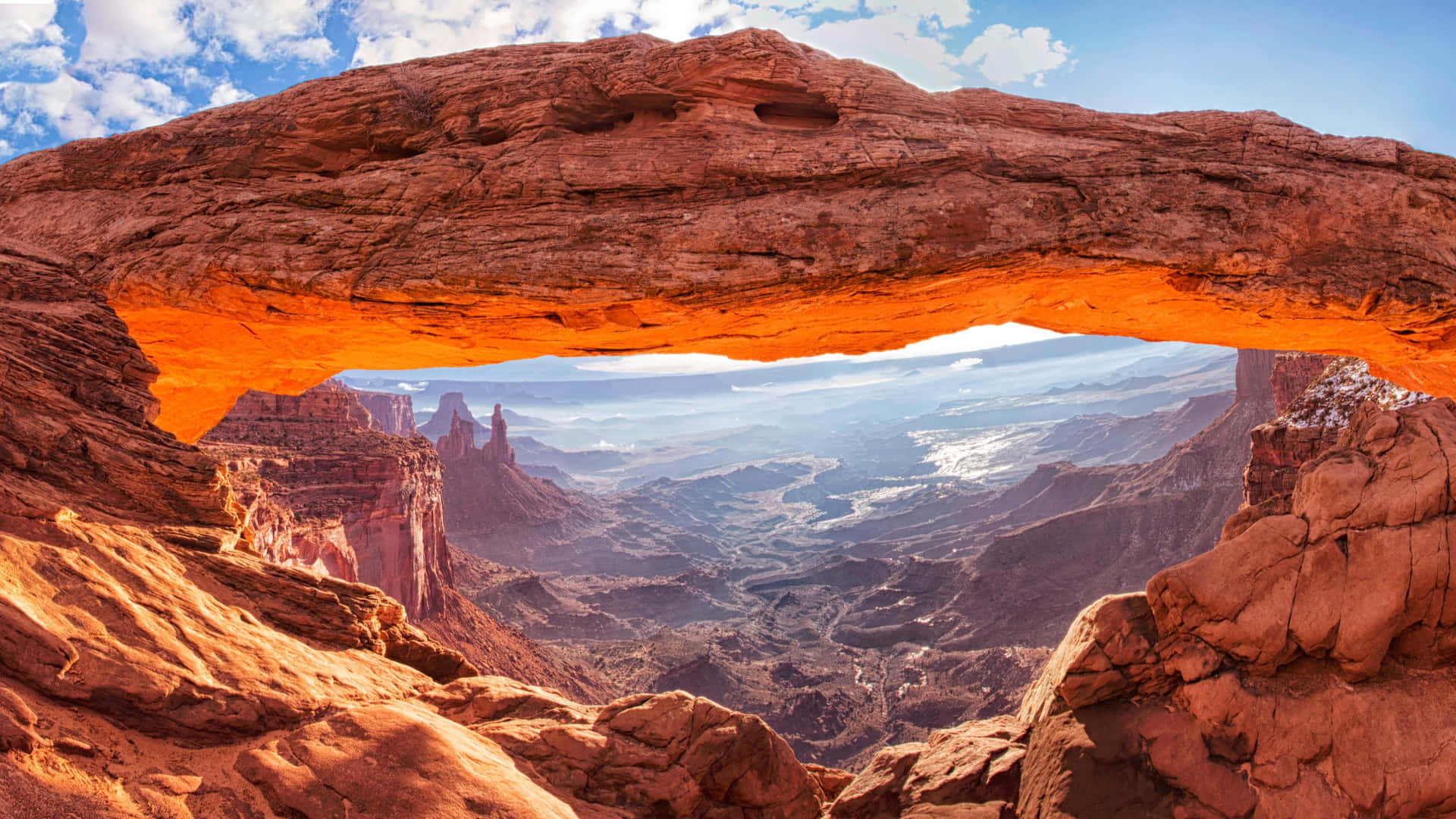 Arch In Canyonlands National Park Wallpaper