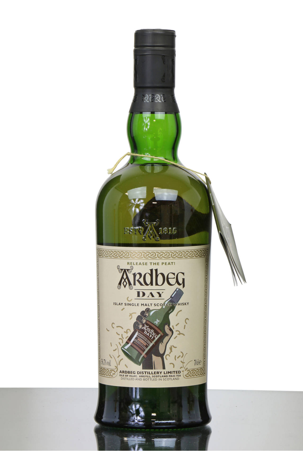 Premium Ardbeg Day Whisky Bottle Showcasing Quality and Luxury Wallpaper