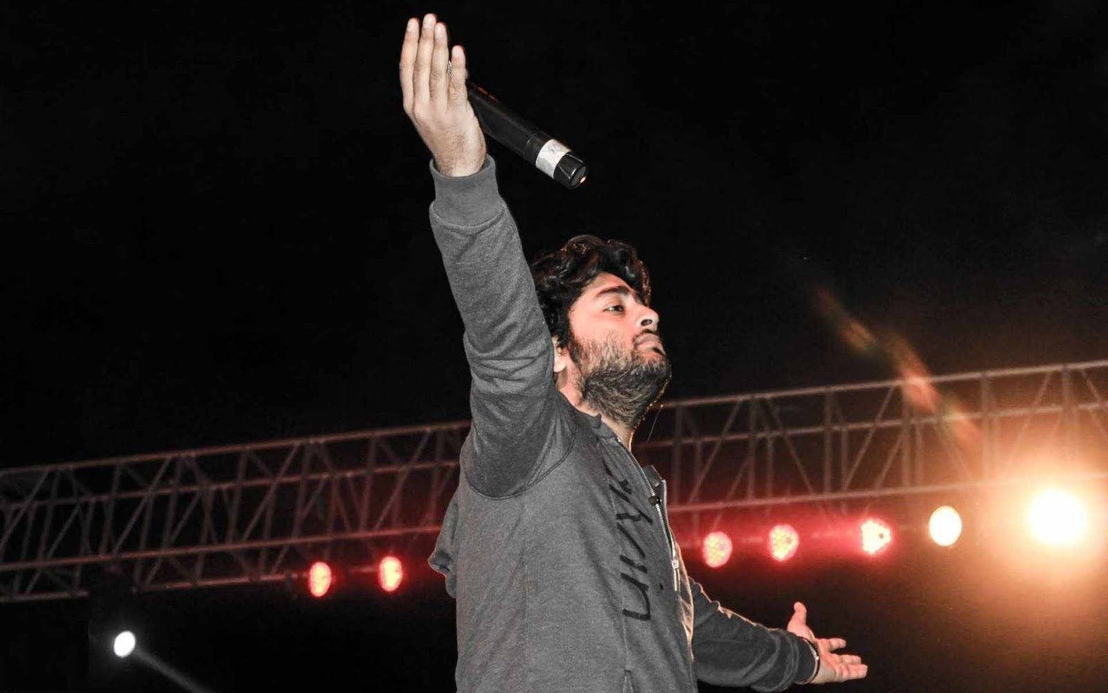 Arijit Singh Hypes The Audience Picture