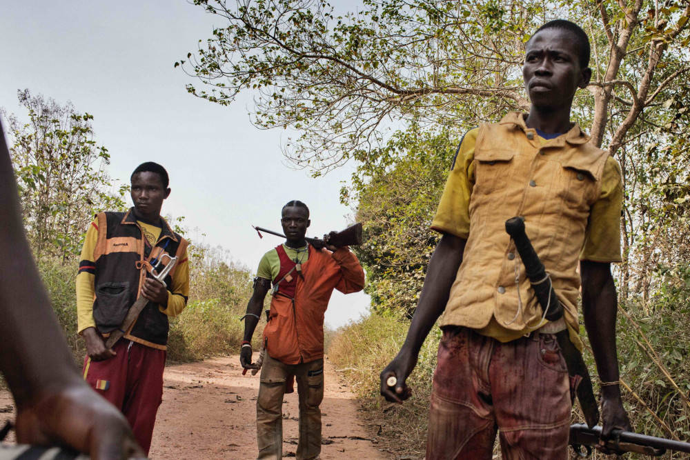 Beväpnadecivila I Centralafrikanska Republiken Wallpaper