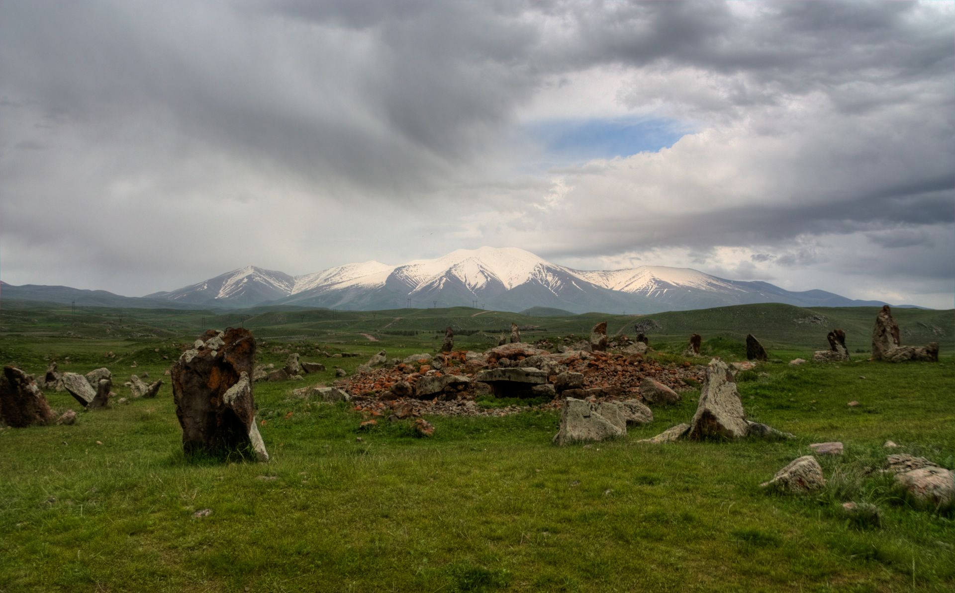 Armenia Stonehenge Zorats Karer