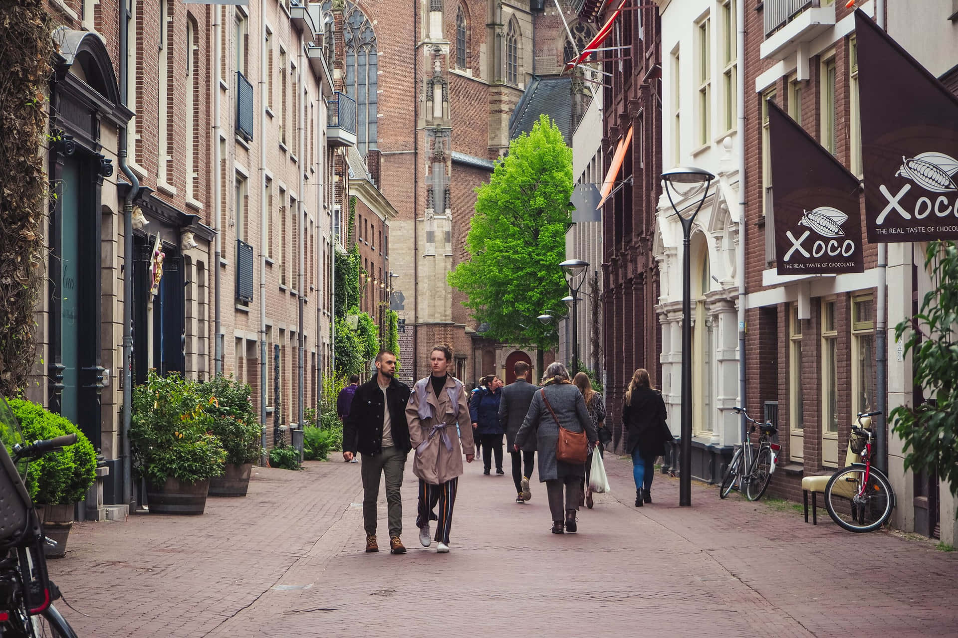 Arnhem Cobblestone Street Scene Wallpaper