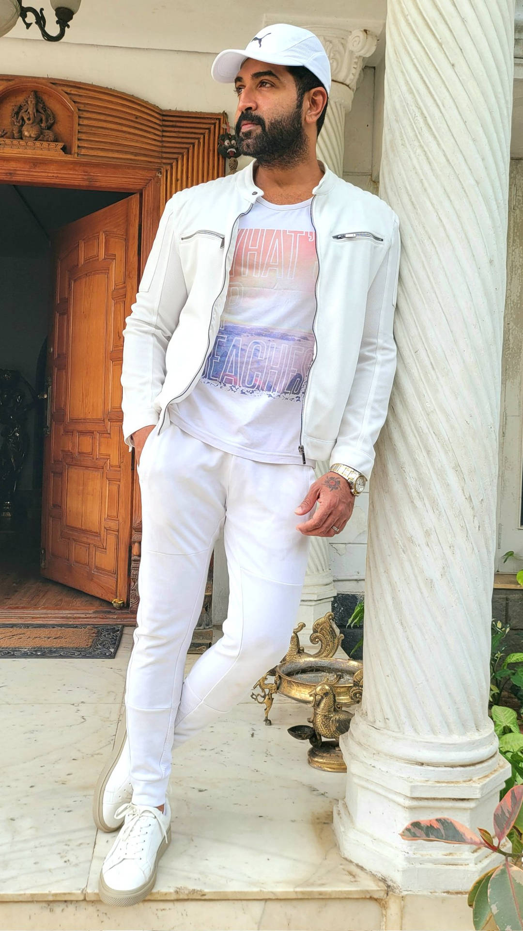Arun Vijay White Outfit Background