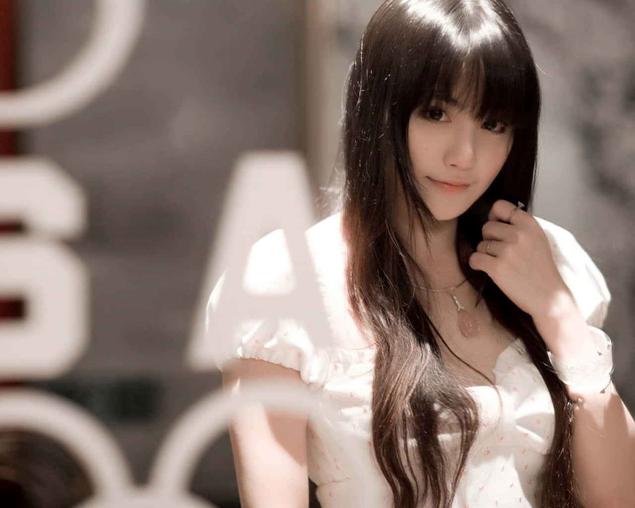 Download Asian Chinese Actress Wallpaper
