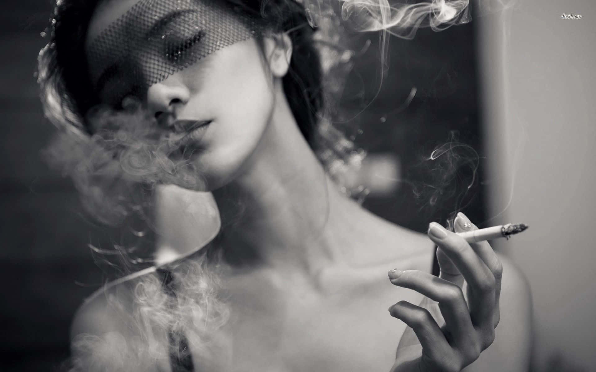Meninaasiática Fumando Papel de Parede