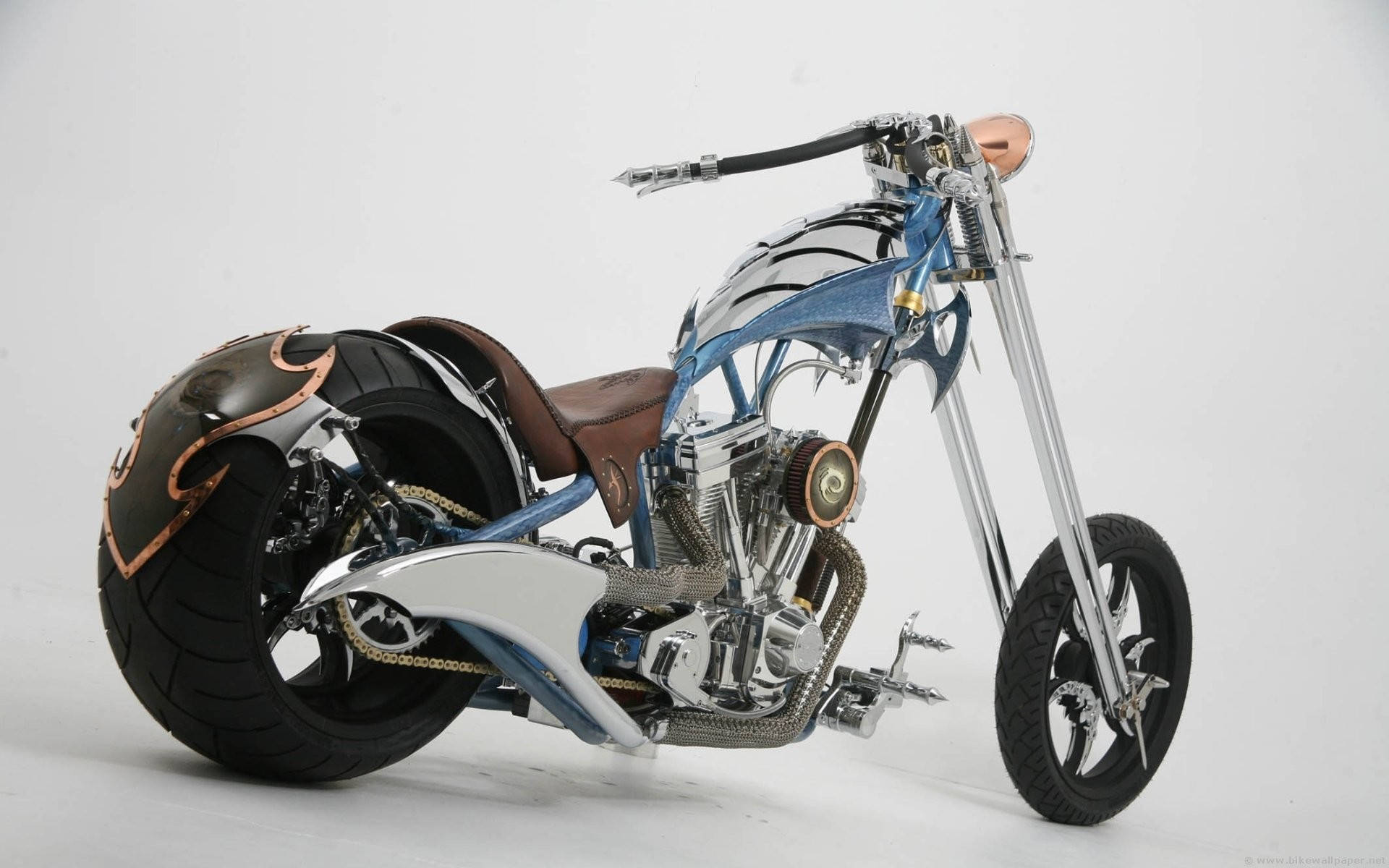 Motocicletta Easy Rider Assemblata Sfondo