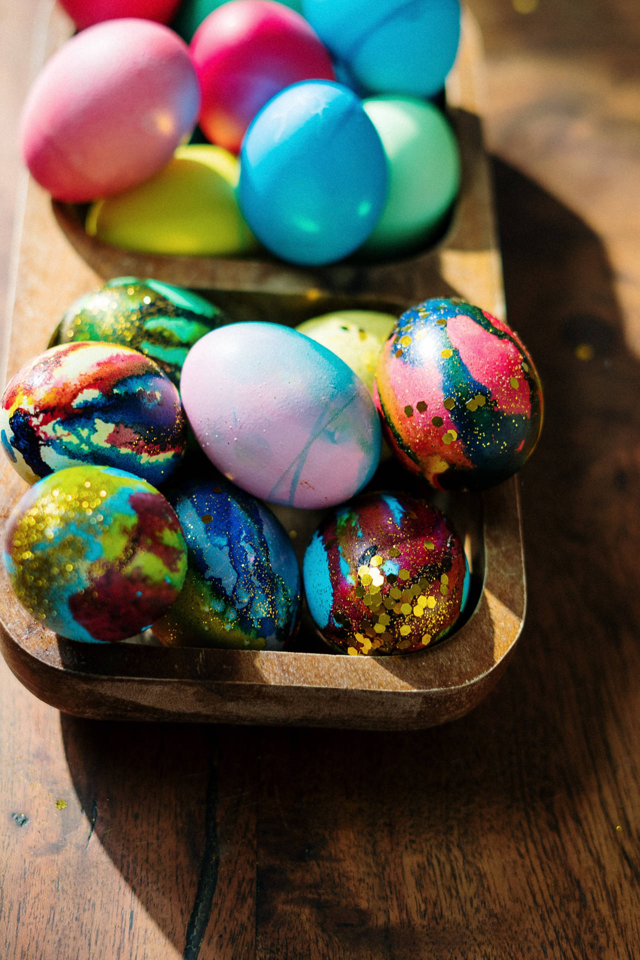 Assortimentodi Uova Di Pasqua Colorate Con Brillantini Sfondo