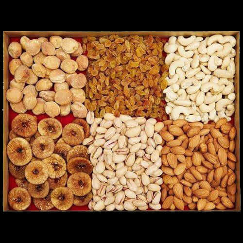 Assorted Dried Fruitsand Nuts PNG