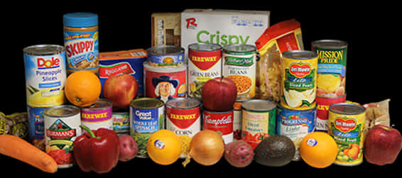 Assorted Grocery Items Display PNG