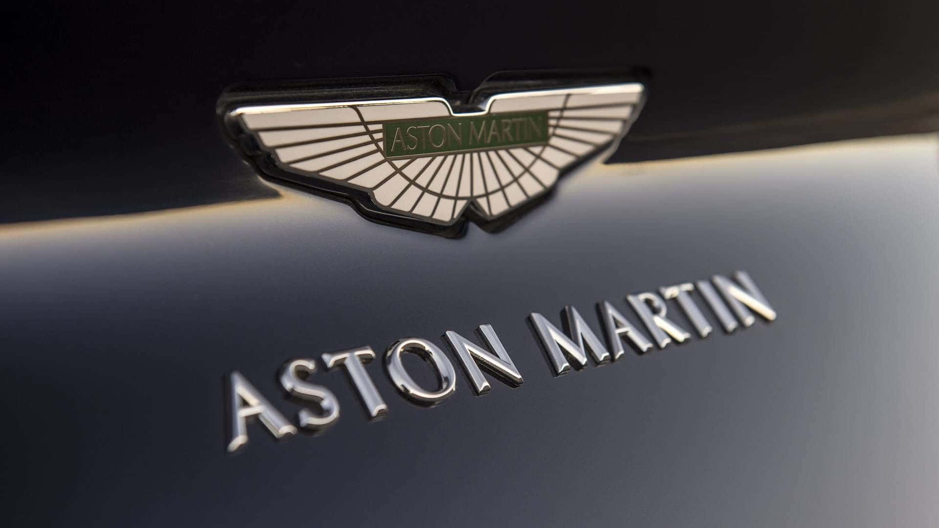 Fühledie Kraft Von Aston Martin