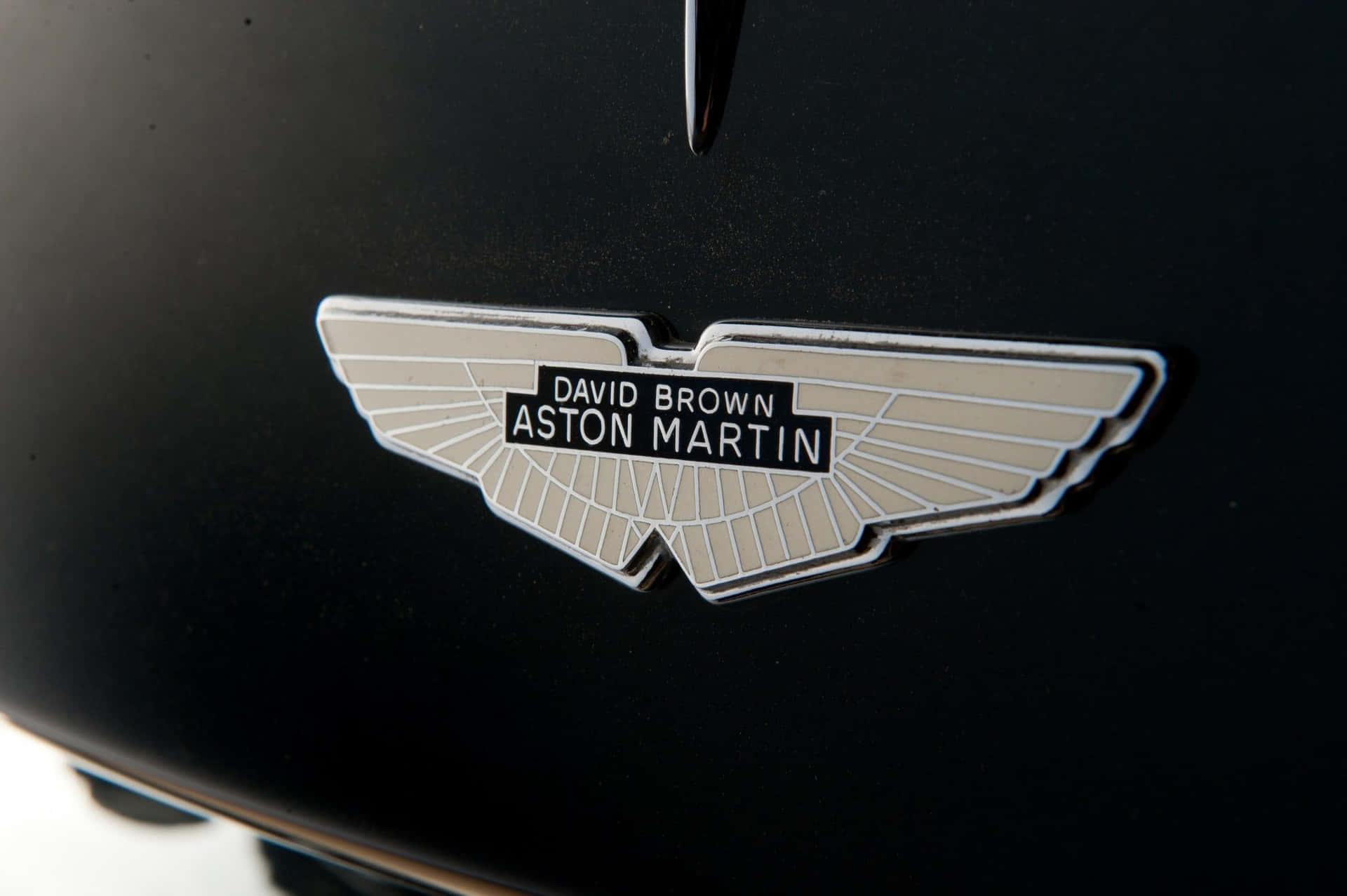 Aston Martin Db9 - Aston Martin Db9 - Aston Martin D