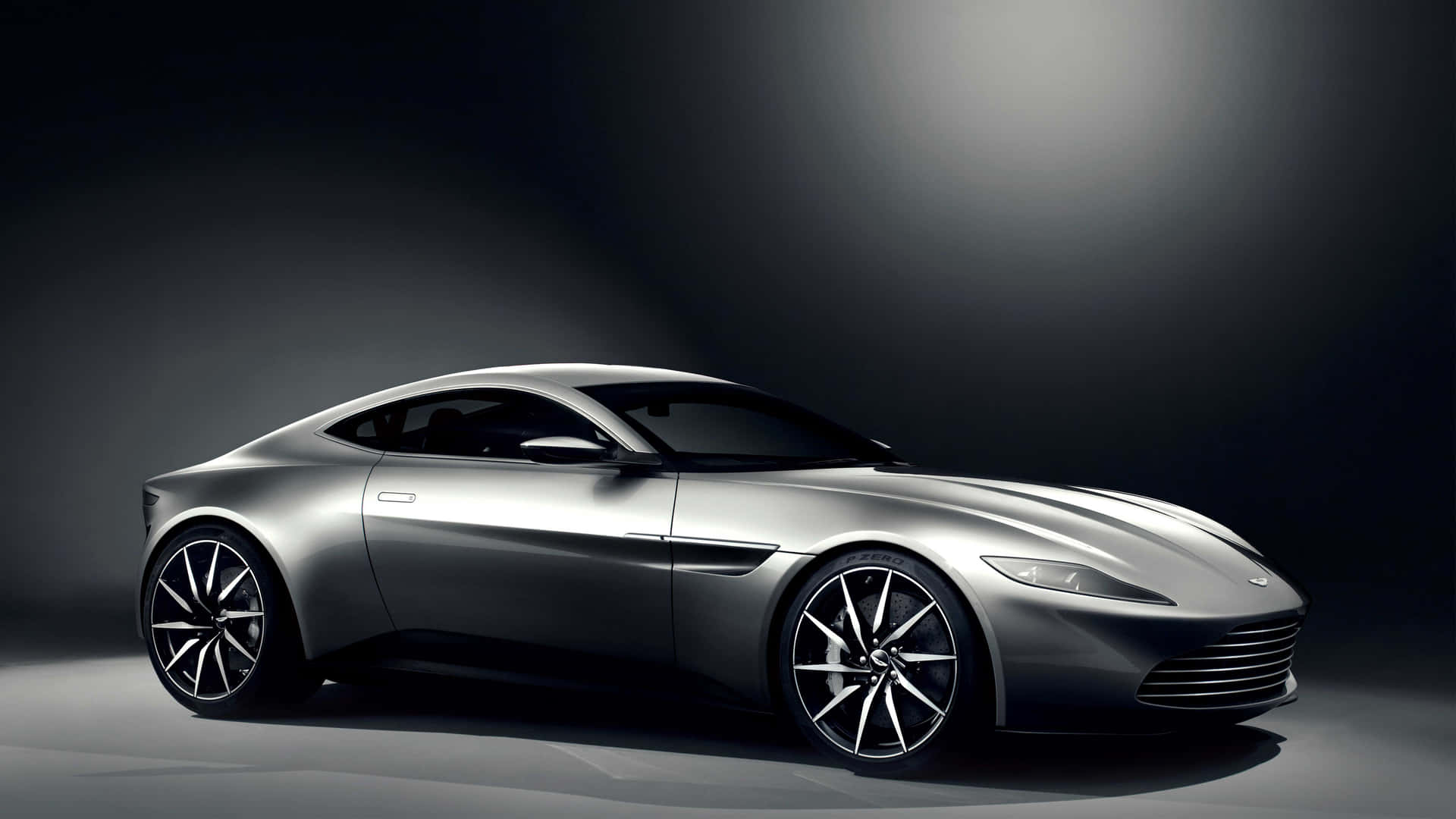 Stilsom Talar Volymer: Den Ikoniska Aston Martin