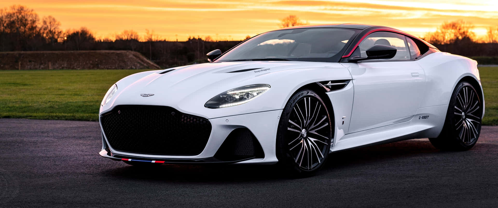 Aston Martin DBS Superleggera Majestically Parked Wallpaper