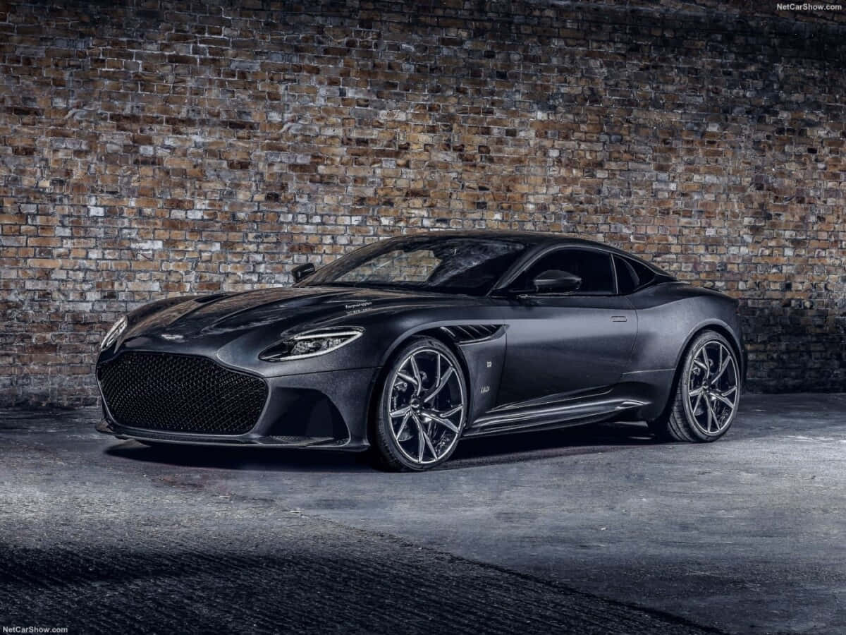 Denikoniske Aston Martin - Luksuspræstation Uden Sammenligning.