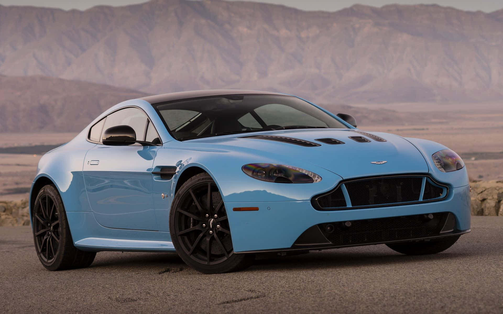 Aston Martin V12 Vantage - The Ultimate Expression of Power and Beauty Wallpaper