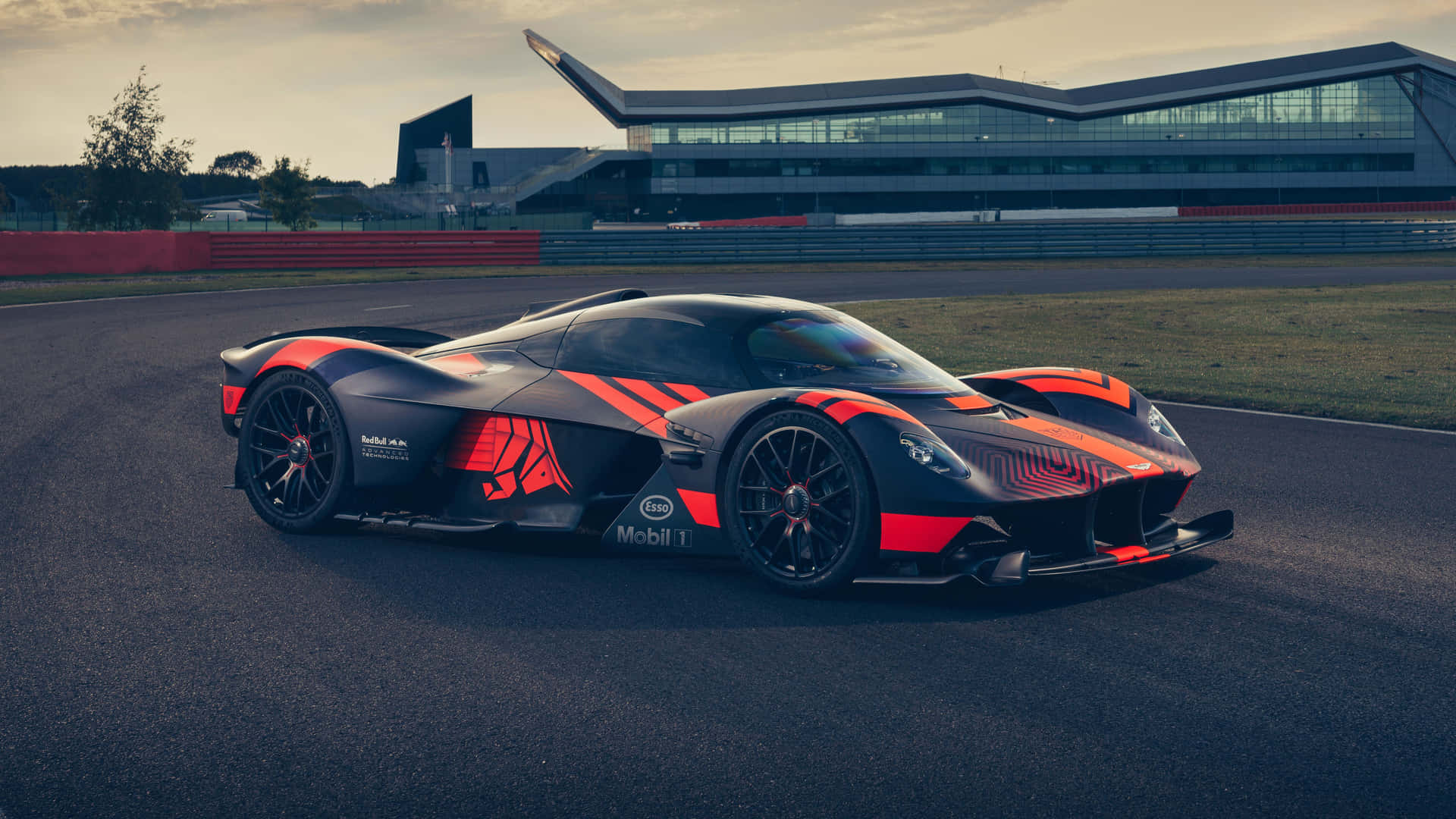 Aston Martin Valkyrie - A Masterpiece of Engineering and Design Wallpaper