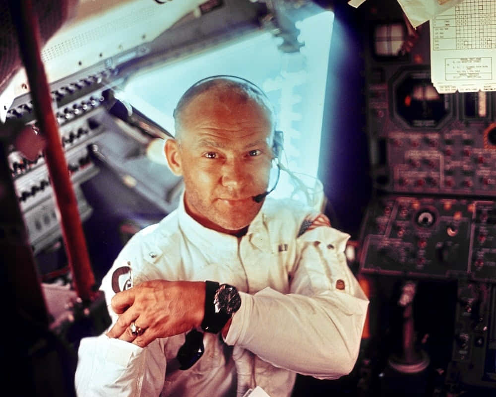 Astronautin Cockpit Smile Wallpaper