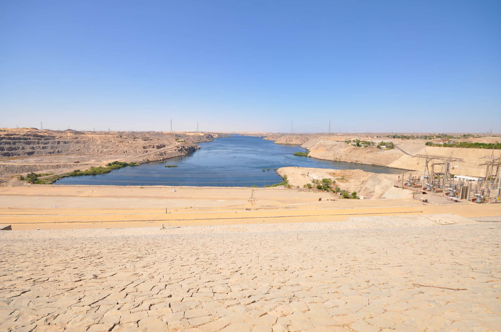 Majestic View of Aswan High Dam, Egypt Wallpaper