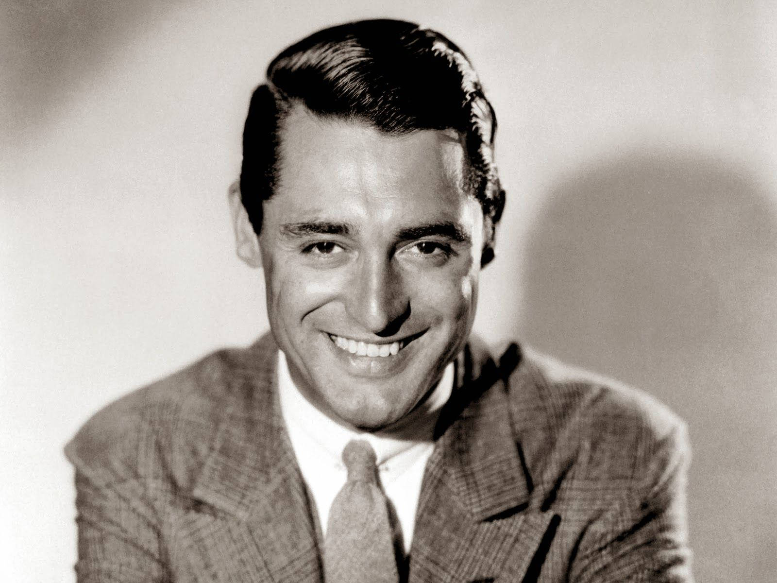 Asymmetrischezähne Des Amerikanischen Schauspielers Cary Grant Wallpaper