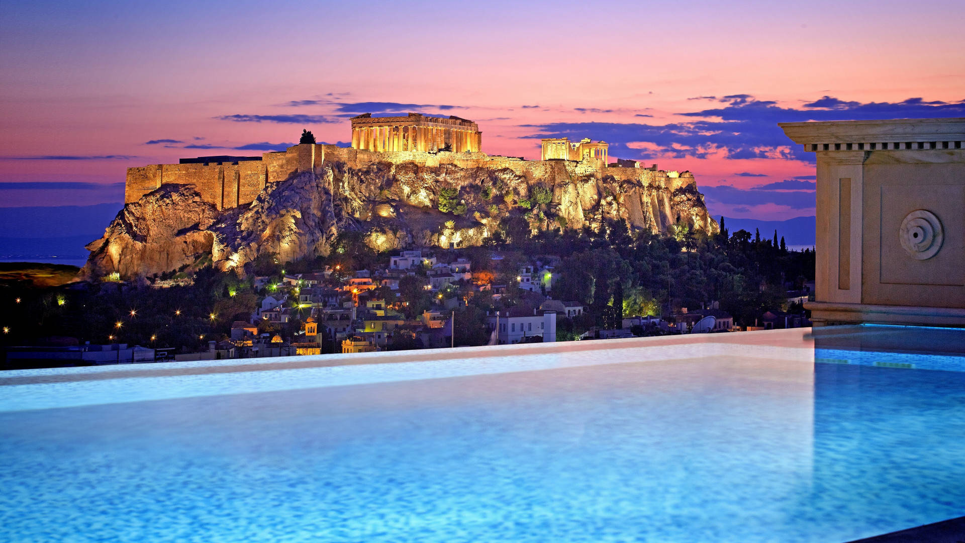 Vistadel Parthenon Desde Un Hotel En Atenas. Fondo de pantalla
