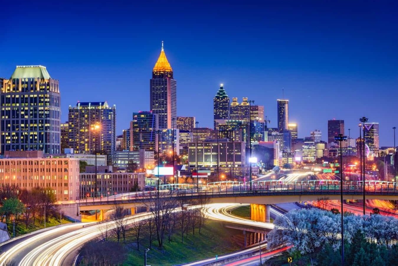 Feel the pulse of Atlanta's famous skyline