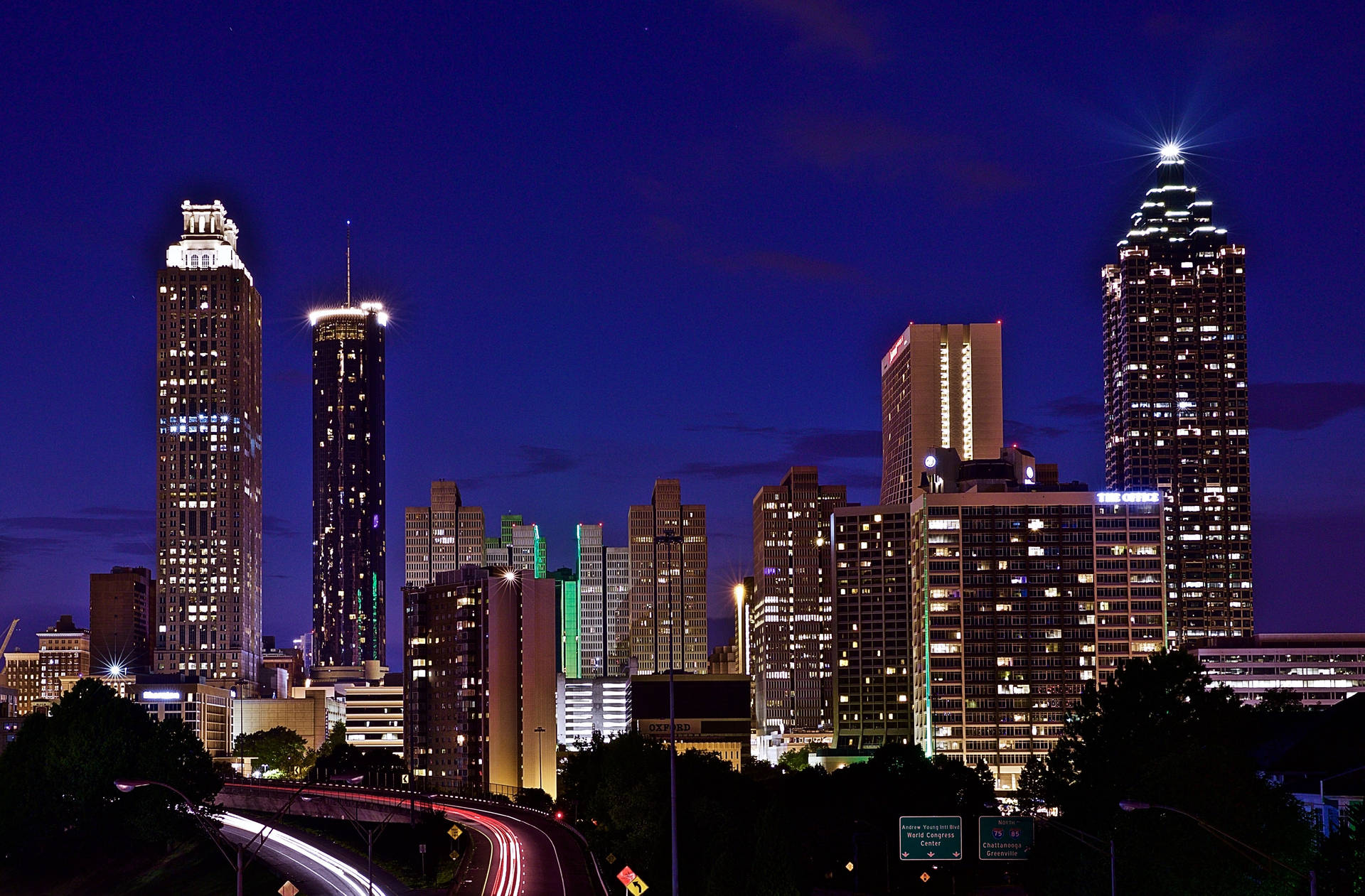 Vistada Cidade À Noite Do Skyline De Atlanta. Papel de Parede