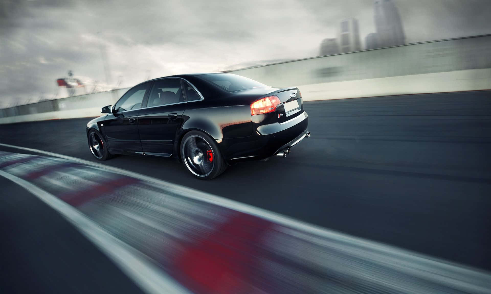 Dynamic and Powerful Audi S4 in Action Wallpaper