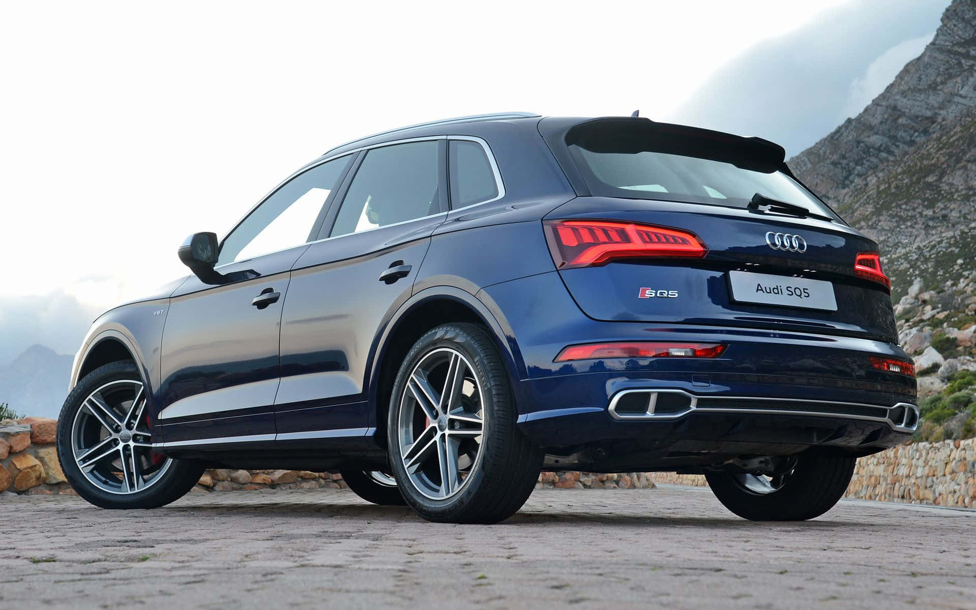 Audi SQ5 cruising on the highway Wallpaper