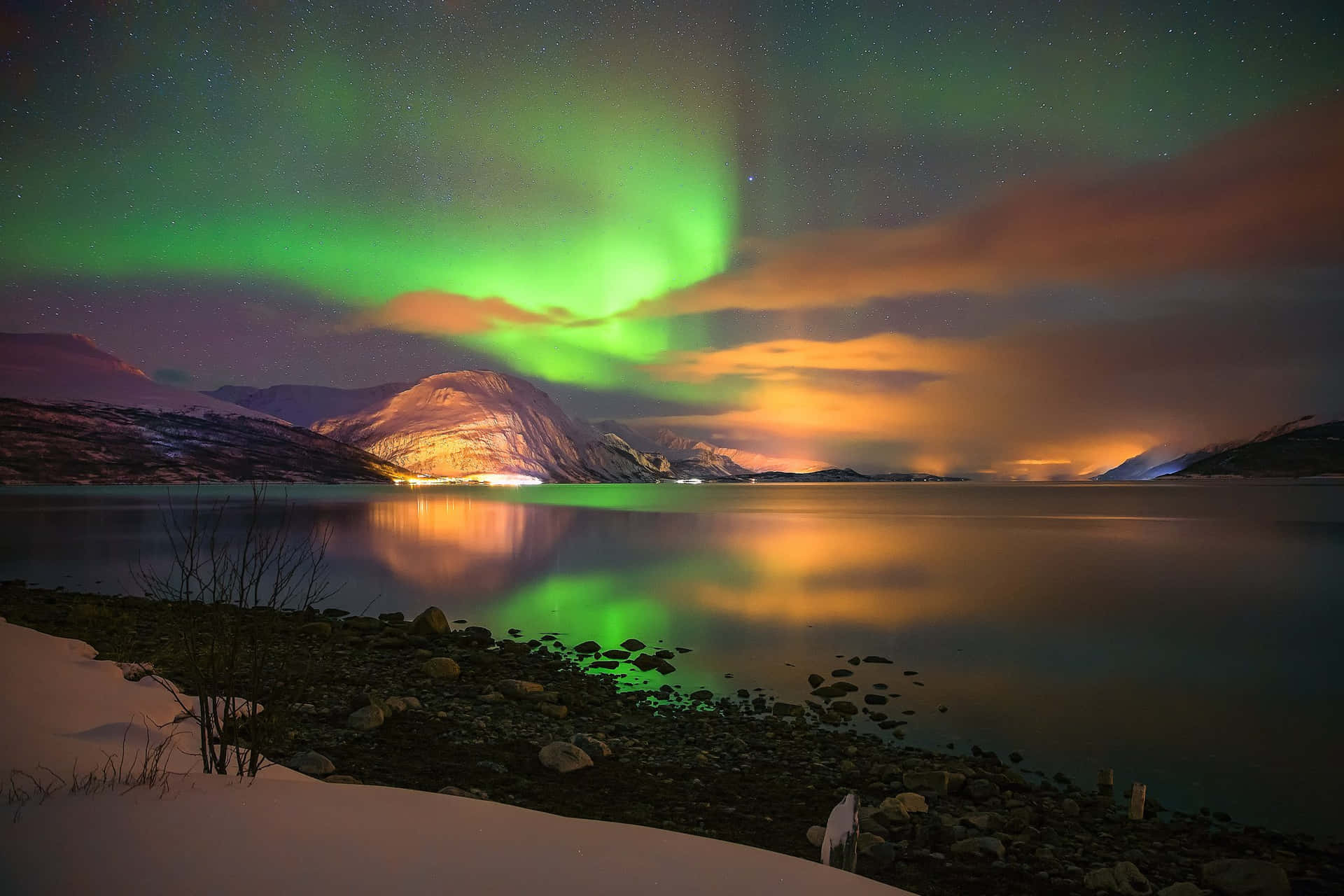 Spectacular Aurora Borealis Dancing in the Night Sky Wallpaper