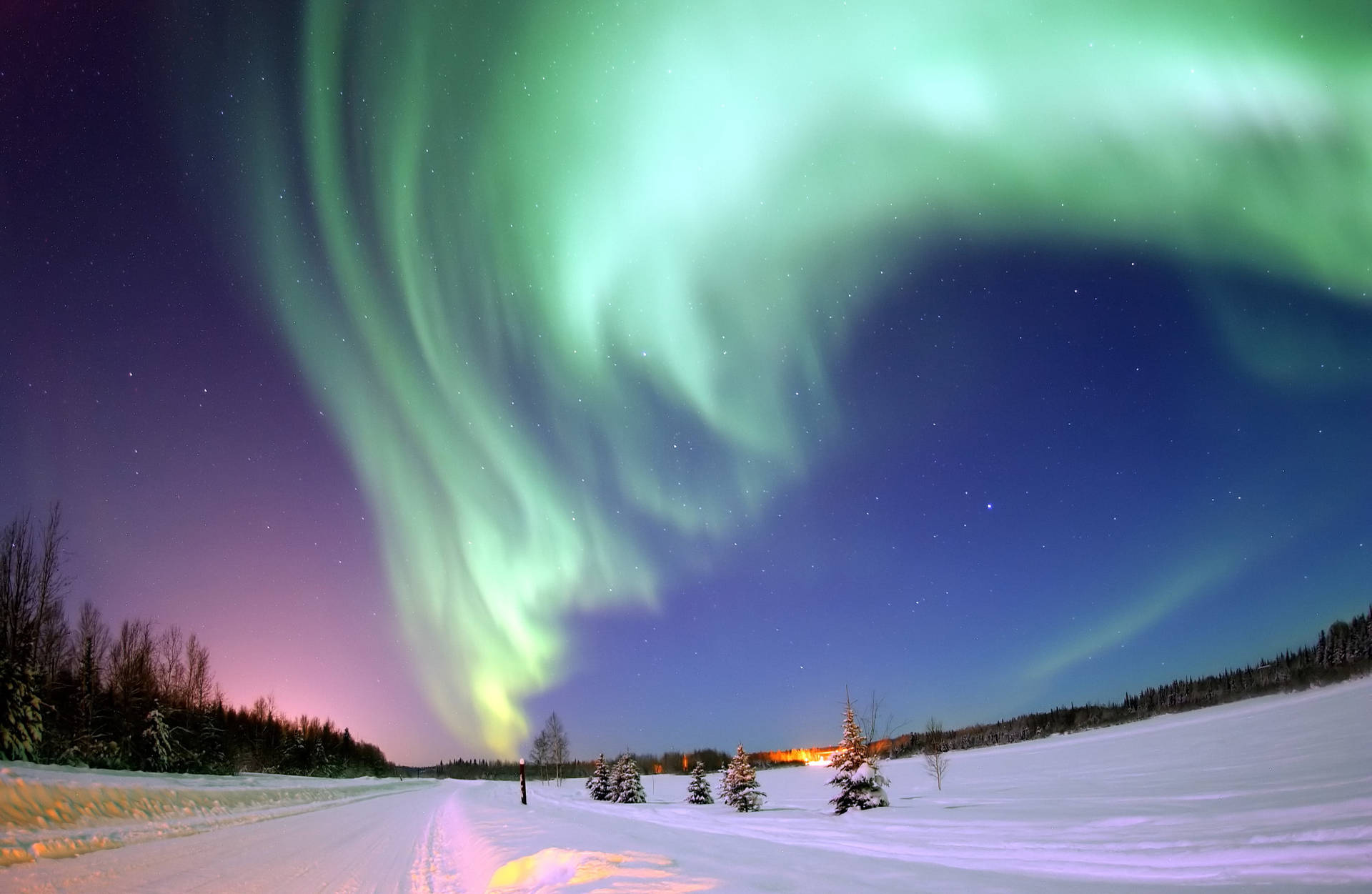 Aurora Borealis In Low Temperature Background