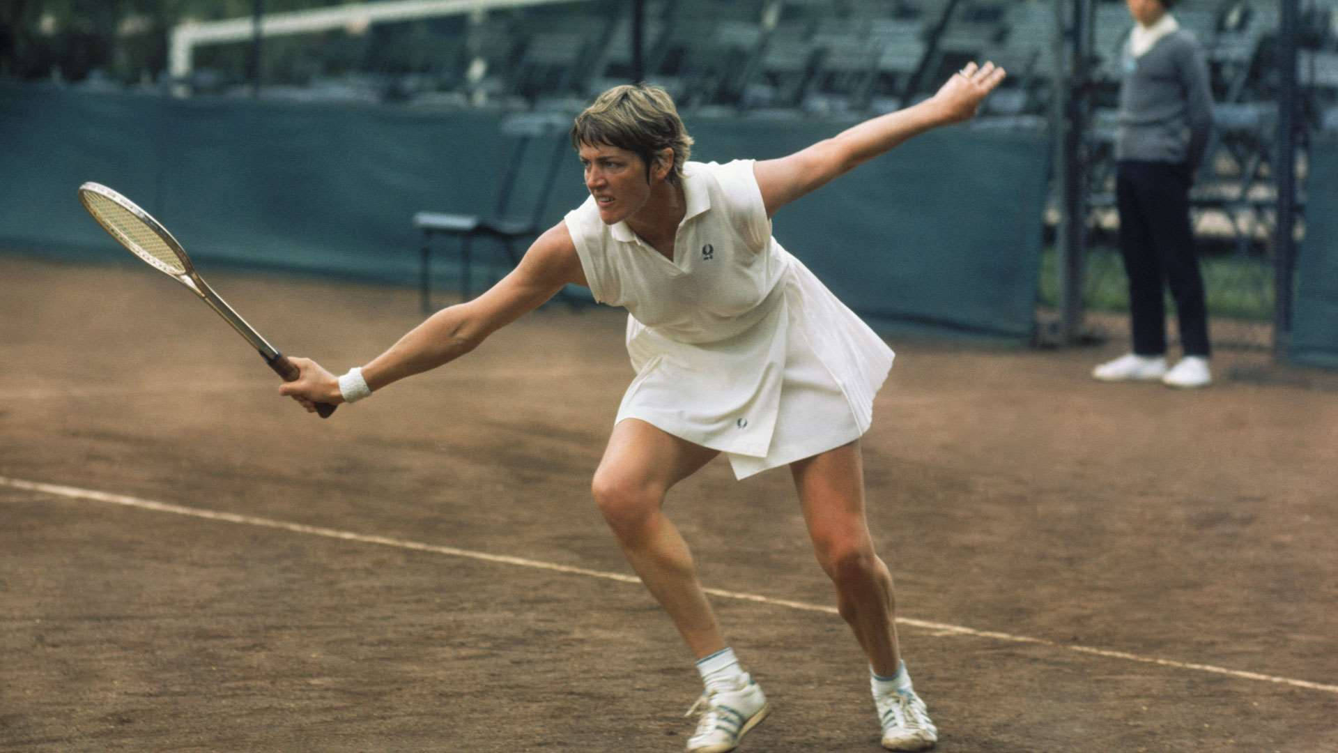 "Australian Tennis Legend Margaret Court in Action" Wallpaper