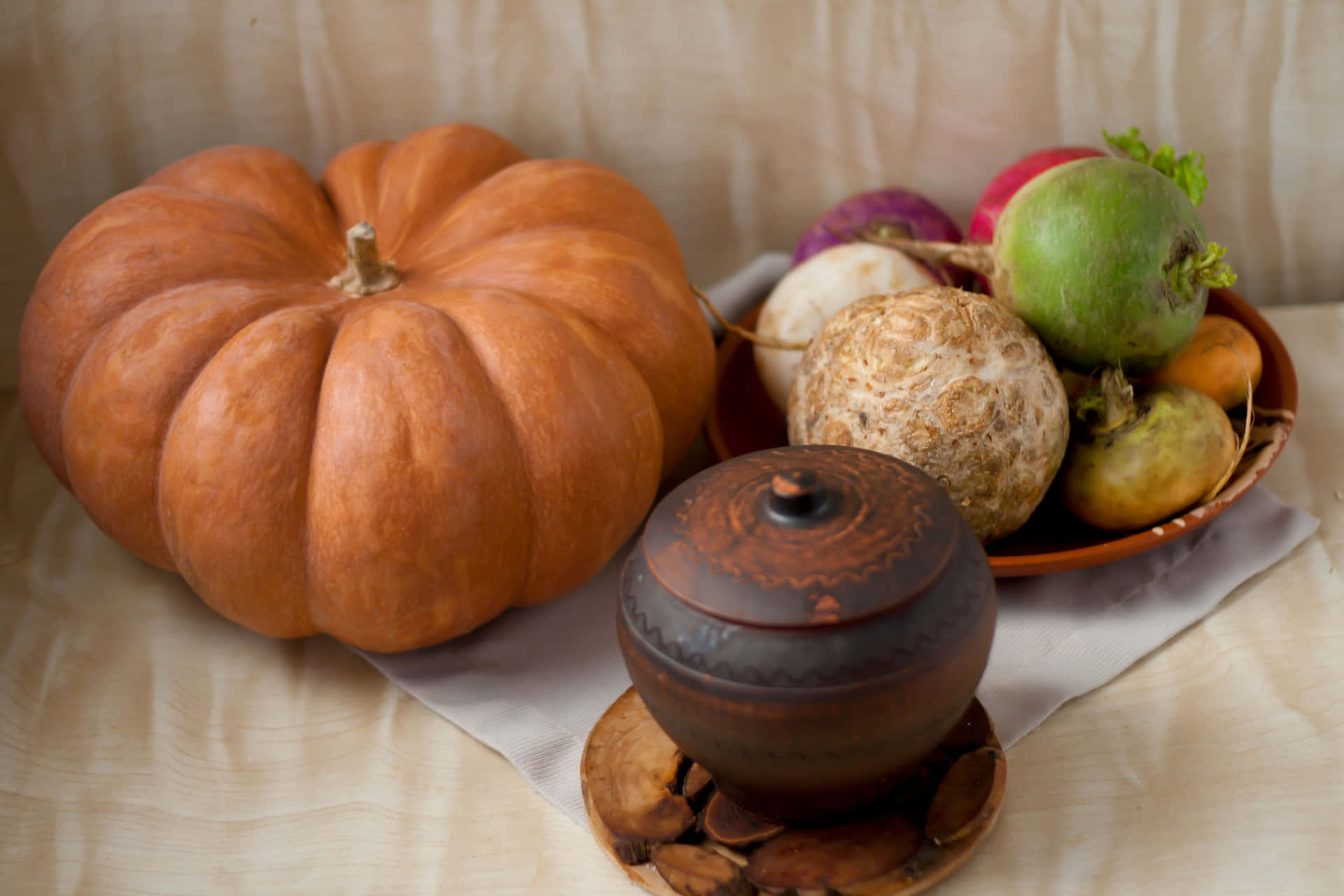 Delicious Autumn Food Spread on Rustic Wooden Table Wallpaper